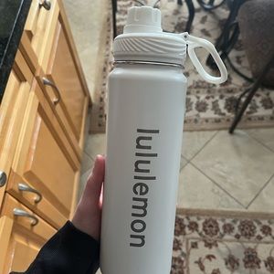 Lul lemon water bottle